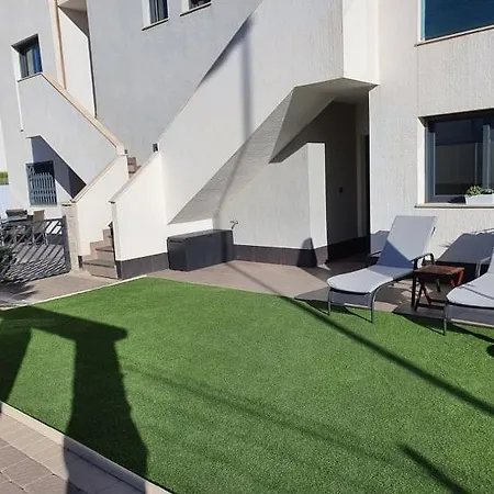 Oasis 1, La Zenia - Premium Location Appartement *
